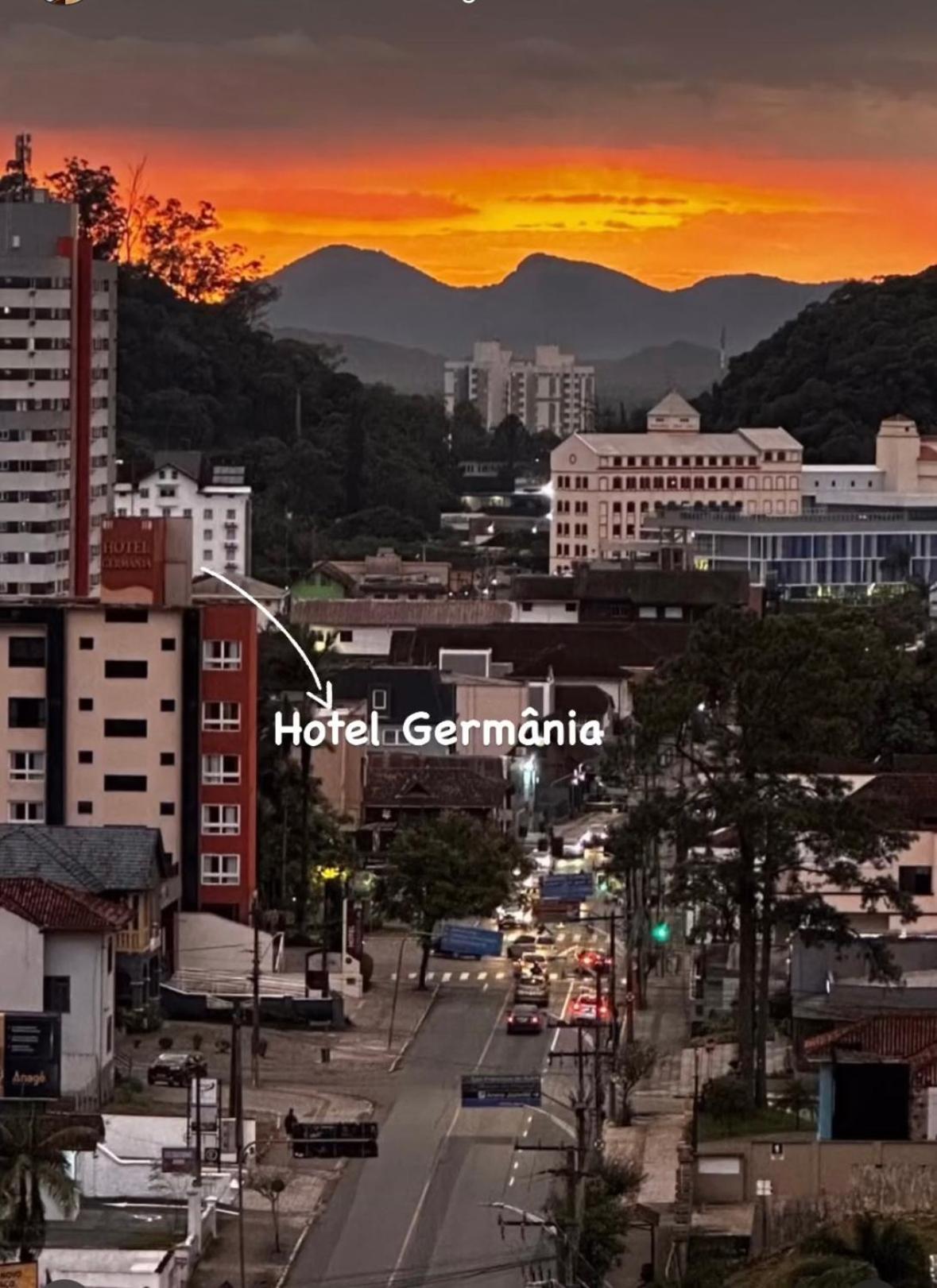 Hotel Germania ジョインヴィレ エクステリア 写真